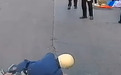 赣州街头消防员路遇老人倒地 果断上前施以援手！网友点赞