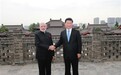 习近平莫迪西安同登大雁塔