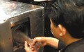 他发明杀鱼机
