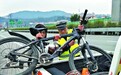 他们用爱心驱赶寒冷