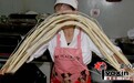 纪实新疆油田公司 高温下的食堂女工