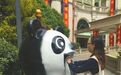 成都487个爱心熊猫箱收到10多万件旧衣物仅10%能捐