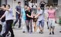 万达公寓内劫人质 对峙4小时被警察揪出