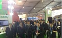 习大大参观360展台 周鸿祎讲完安全又送书