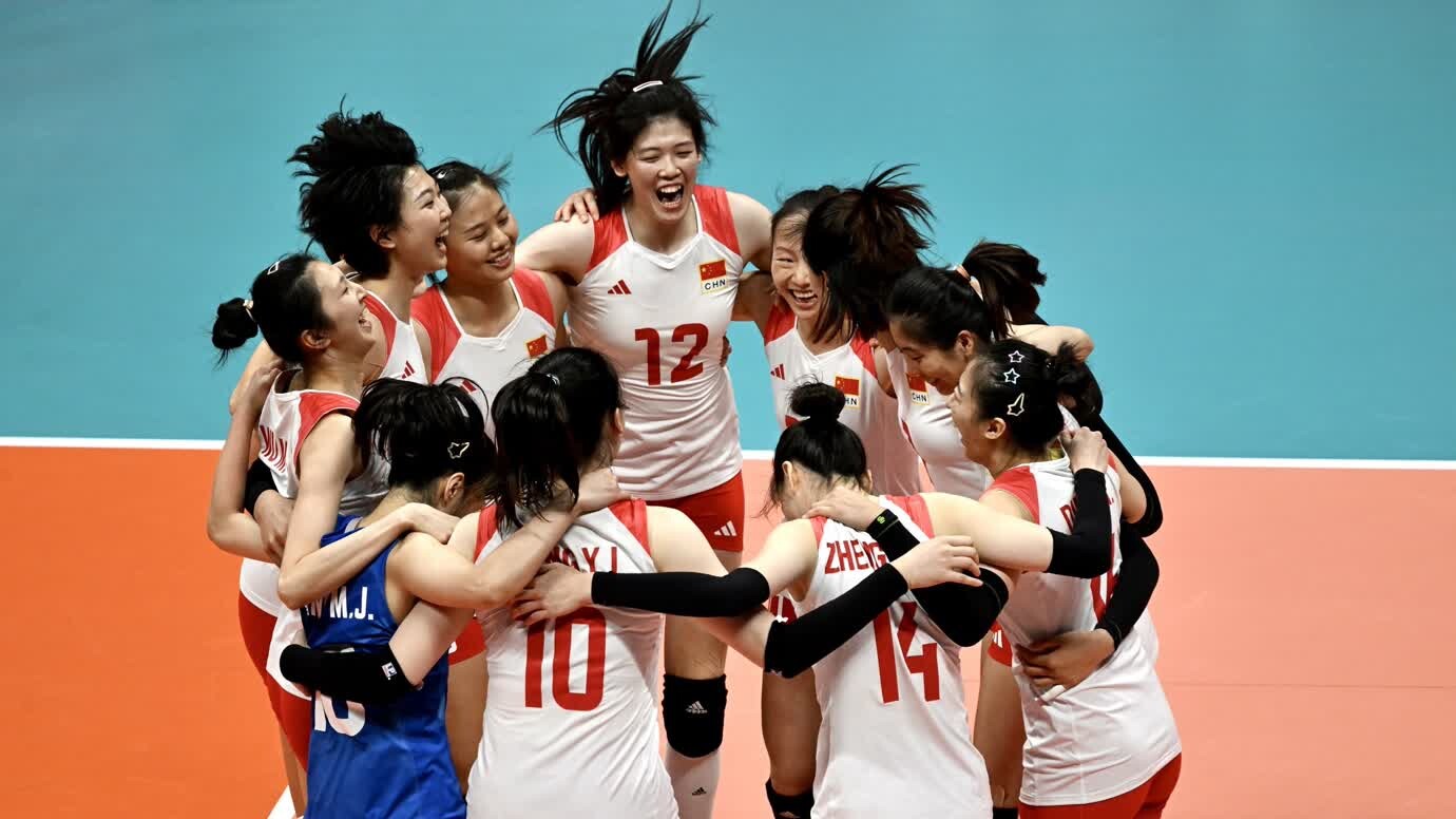 中国女排加冕亚运九冠王