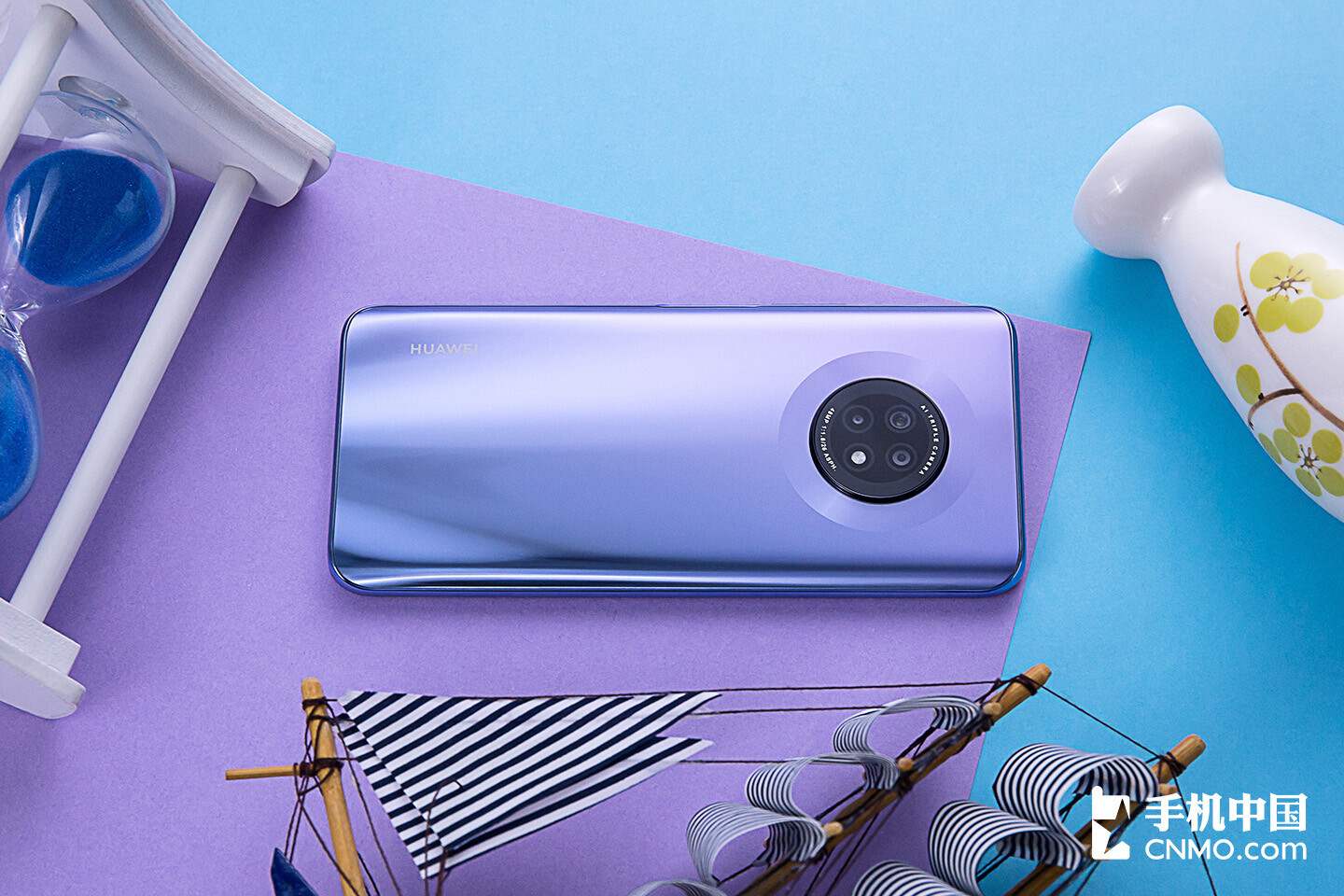 华为畅享20plus图赏悬浮镜头设计打造无刘海真全屏