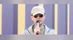这个剧组中了<em>墨镜</em>的毒？蓝盈莹戴黑超古灵精怪，老干部靳东变<em>潮</em>男