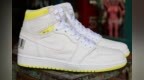 独特的条形码元素点缀！Air Jordan 1 “First Class <em>Flight</em>” 再曝实物细节照