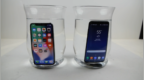 iPhone X与三星 Galaxy <em>S8</em> 防水测试