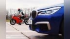 秒杀！6.6T V12最速宝马 vs 杜卡迪<em>V4</em>，直线加速对比