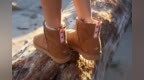 <em>UGG</em> 和 Hoka One One 母公司捐赠 100 万美元用于抗疫