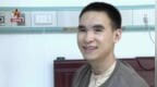 永远微笑<em>的</em><em>杜</em>富国 抱着<em>妈妈</em>哭了……