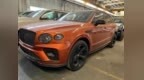 2022款添越<em>V8S</em> 火焰橙现车最新行情报价