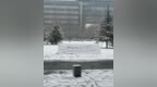是谁干的！！这么“调皮”[挖鼻][哼]近日，北京大雪，联想大厦<em>log</em>