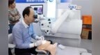 广州普瑞眼科沙翔垠院长受邀完成德国蔡司新一代机器人全飞秒VISUMAX800操作认证