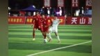 激烈拼抢 奋勇冲刺