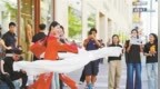 高甲戏亮相欧洲主流剧场 闽南乡音让老外喝彩