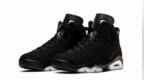 潮闻快食 | YEEZY 451 Slide 实物图曝光；冠军配色「<em>DMP</em>」4.18 发售