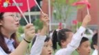 小学生组成“<em>72</em>”字样 祝福祖国生日快乐