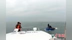 渔船海上倾覆 广东海警解救5名渔民