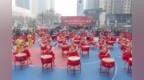 临渭区第四届锣鼓比赛（城区片）在吾悦广场激情敲响
