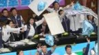 遭民进党丢垃圾袋攻击，韩国瑜发文自勉