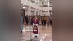 两会速递丨<em>白</em>玛<em>玉</em>珍委员：我的家乡从“高原孤岛”变成“美丽边城”