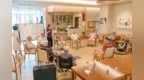 两部门：养老机构同时收住特困供养人员的不得降低服务水平和质量
