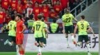 国足0-1落后！澳大利亚球员兜射破门