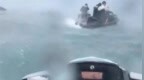 游客出海突遇暴雨，与向导失散困海中1小时，官方：商家停业整顿