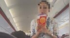 空姐在飞机上售卖彩票，西部航空回应