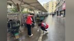公益雨中行 情暖浮山所——华安保险青岛分公司志愿者冒雨开展公益清洁活动