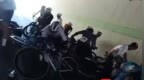 安徽一自行车赛摔车事故致多名车手受伤，有伤者仍昏迷未醒