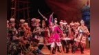 25周年版"大梦敦煌"舞动国家大剧院　老外追剧观众泪目