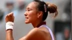 随着萨巴伦卡2-0，莱巴1-2，法网8强诞生四席，郑钦文再碰世界第1