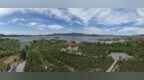 济南雪野湖夏日湖光映碧天 游客乐享清凉时光