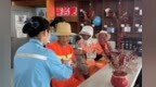 庄浪工会驿站服务圈　让户外劳动者感受"娘家人"的关怀