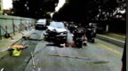 男子因交通肇事罪获刑：开车找手机酿成事故致2人死亡