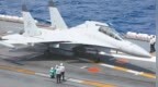 山东舰“近万架次”舰载机起降透露什么信号？