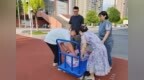 合肥一六八新店花园学校：酷暑送清凉 关怀暖人心