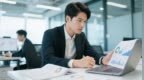 不懂“双轨制”的AI公司，估值再高也难逃一死