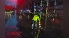 暖“心”闻：暴雨夜长安交警筑起“安全堤坝”