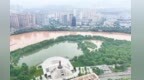 母亲河“沸腾”　黄河兰州段惊现“鸳鸯锅”奇观