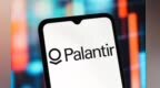 美股收盘：三大指数集体收跌 Palantir逆市创新高