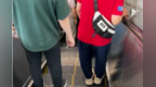 南昌一女子制止男子地铁站内抽烟反被扇耳光，报警后因自己还手了，需互相道歉