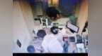 小女孩掏空存钱罐　600枚硬币捐给家乡山洪灾区