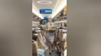 12306客服回应“高铁推出奶茶冰激凌”：可能是部分旅客有需求 此前就有售卖
