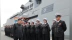 金正恩视察“崔贤”级驱逐舰，了解武器系统测试过程