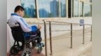 给折翼天使送开学暖心礼　甘肃金昌这所中学有爱无碍