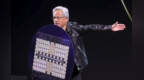 美股收盘：黄仁勋安抚“AI泡沫”焦虑 标普、纳指再创历史新高